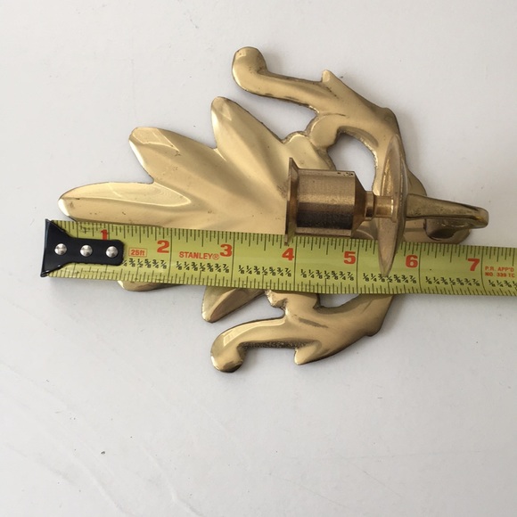 Two Matching Vintage Gold Tone Candle Wall Sconces - Picture 13 of 14